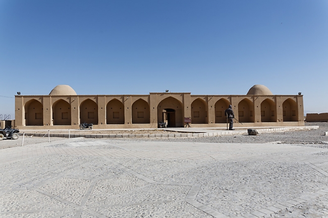 Mehriz-Caravanserail et fort de Saryazd-007